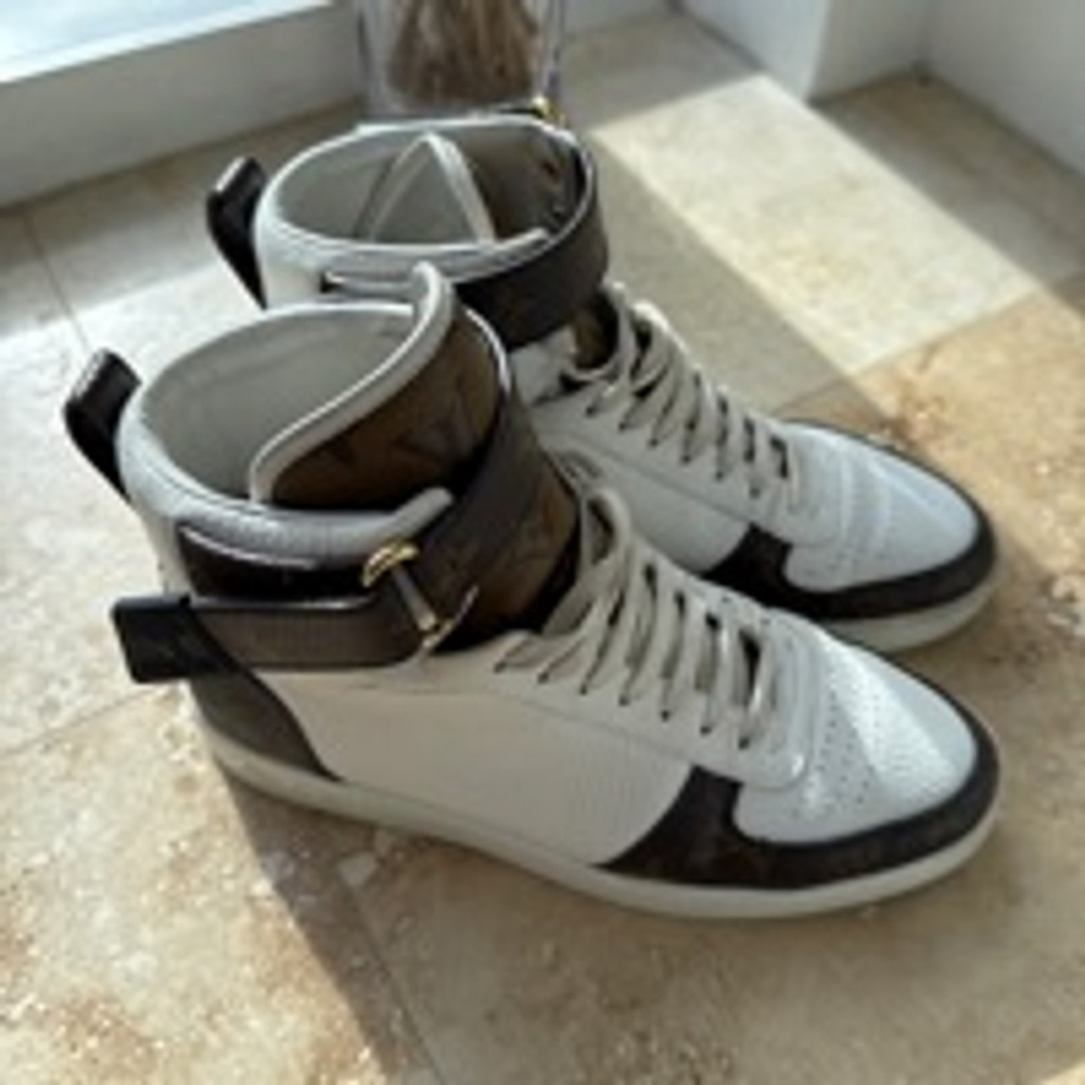 Louis vuitton sneaks - Picture 3 of 6